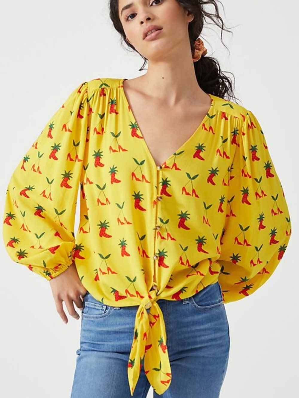 Anthropologie Kendra Dandy Dreamer Yellow Heel Print Tie Front Blouse size 0